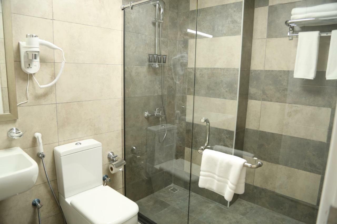 Uptown Hotel Apartment Fujairah By Gewan Exterior photo